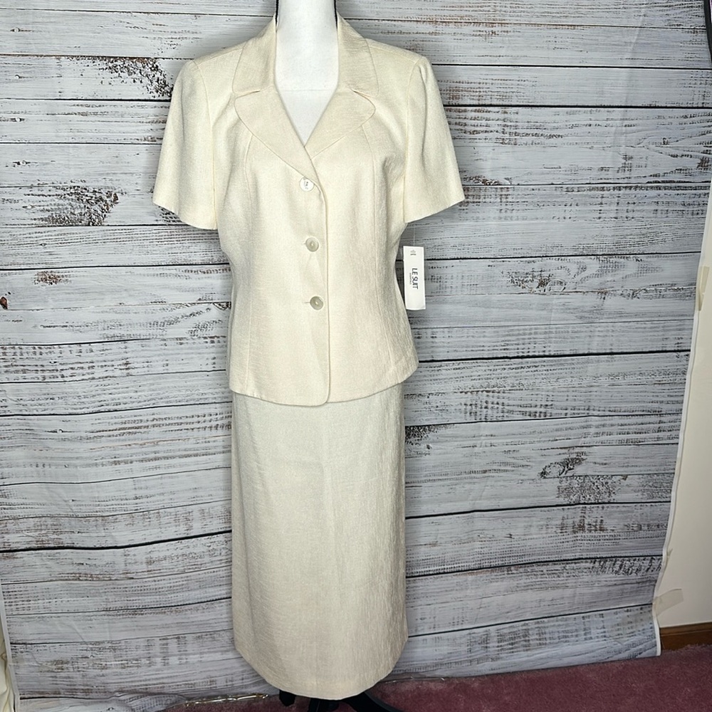 NWT LeSuit Essentials 12Petite 2 piece Skirt Suit in Ivory